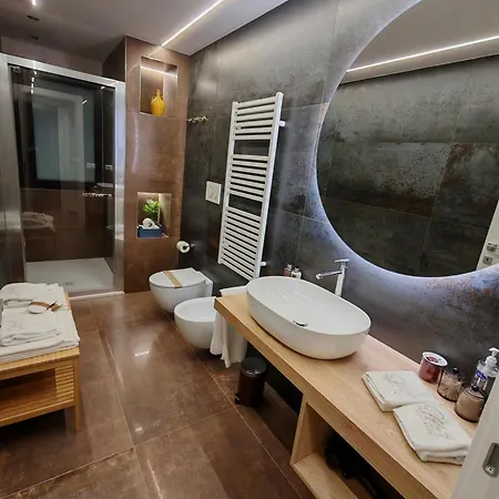 Effe4 Lovely Bed & Breakfast 4*