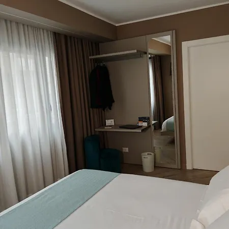 Effe4 Lovely Bed & Breakfast Bari