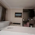 Bed and breakfast Effe4 Lovely Bari