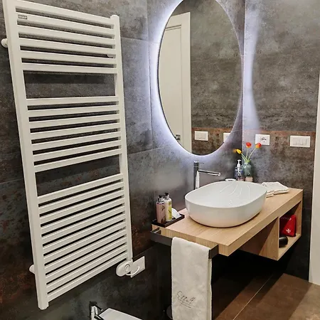 Effe4 Lovely Alojamento de Acomodação e Pequeno-almoço 4*